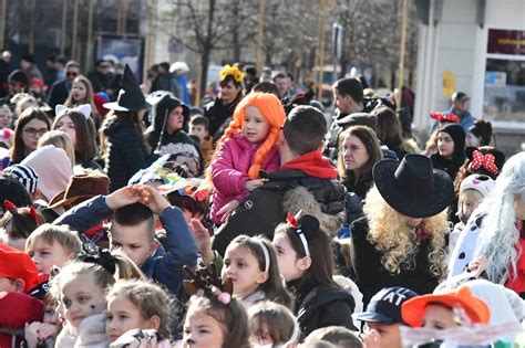 Foto Pustne Ma Kare Zavzele Center Maribora