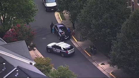 Man Barricades Himself Inside Home With Woman In Fairfax County Could Be Armed