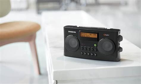 7 Best Portable Radios of 2021 - Portable AM/FM Radio Reviews