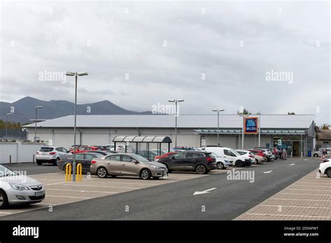 Aldi Car Park Hi Res Stock Photography And Images Alamy