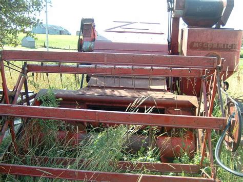 Ih 80 Combine