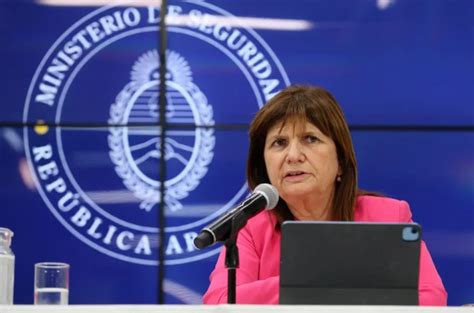 Bullrich ordenó cambiar a las autoridades del Servicio Penitenciario