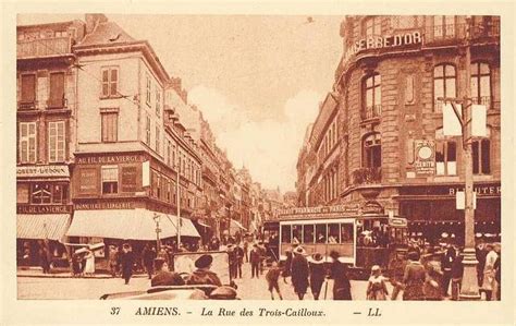 La Rue Des Trois Cailloux Amiens Street View Scenes