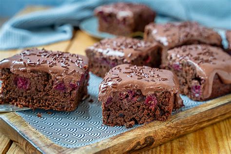 Schoko Kirschkuchen Vom Blech Einfach Vegan Zu Backen Einfach Malene