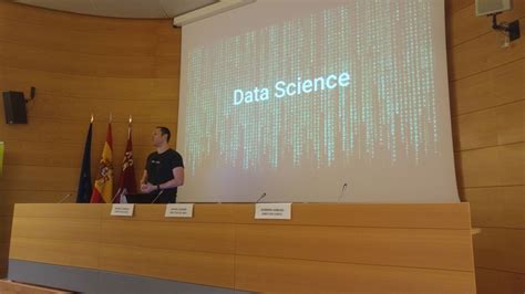 Gran éxito De La Jornada Data Science Impartida Por El Experto Manuel