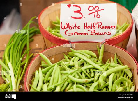 Green Beans At A Farmers Market Stock Photo Alamy