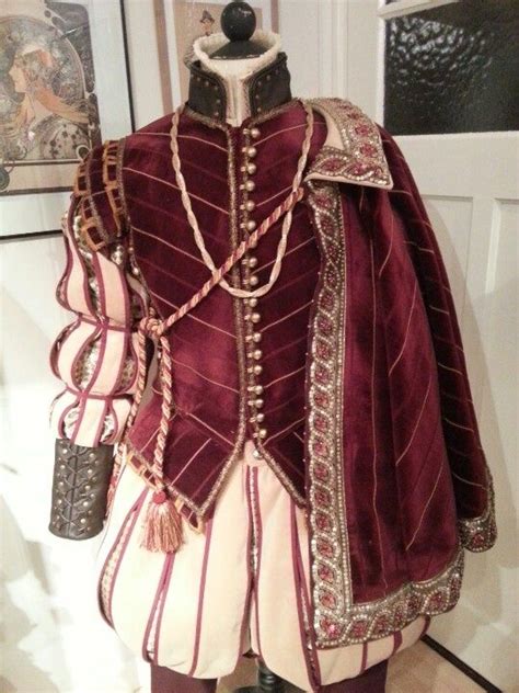 Red Costume Renaissance Fashion Renaissance Clothing Th Century