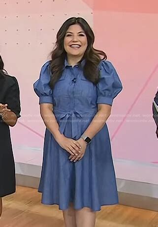 Wornontv Adriannas Blue Puff Sleeve Midi Dress On Today Adrianna