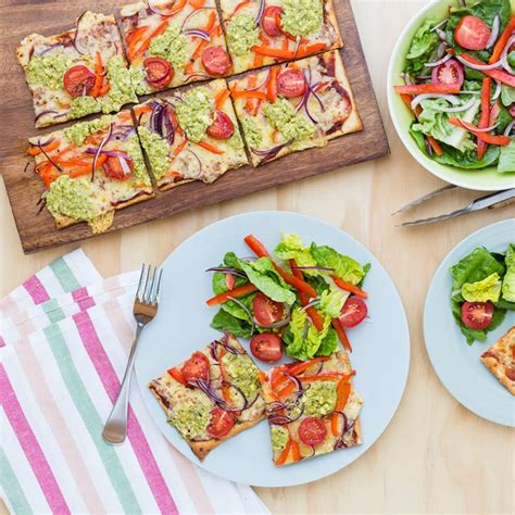 Green Pesto And Cream Cheese Pizzas With Salad My Food Bag