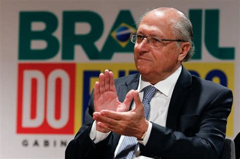 Dia histórico para o Brasil comemora Alckmin veja as reações à