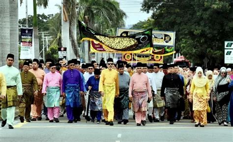 Lebih 6 000 Berarak Sempena Sambutan Maulidur Rasul Di Sabah Sabah Post