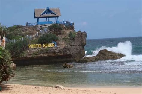 Pantai Kukup Jogja, Menyaksikan Keindahan Tersembunyi di Tepi Selatan ...