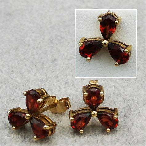 Antiques Atlas 9ct Gold Garnet Stud Earrings