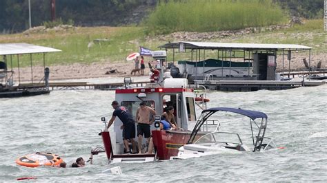 Trump Boat Parade On Lake Travis Ends With Some Boats Underwater