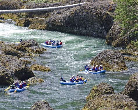 Clackamas River Rafting - River Drifters