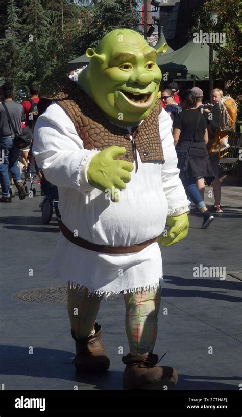 Shrek Character Universal Studios High Resolution Stock Photography and ...