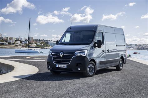 Renault Master range (2021) | CompleteVan.ie