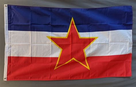 Yugoslavia (With star) flag, Large — Flag Monkey