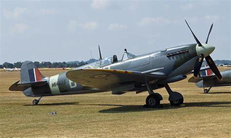 Supermarine Spitfire Lf Ixb G Asjv Cbaf Flying Lege Flickr