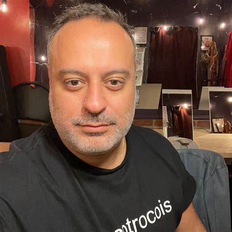 Tinder Tales - All of the right swipes for @isabelzawtun! Isabel’s