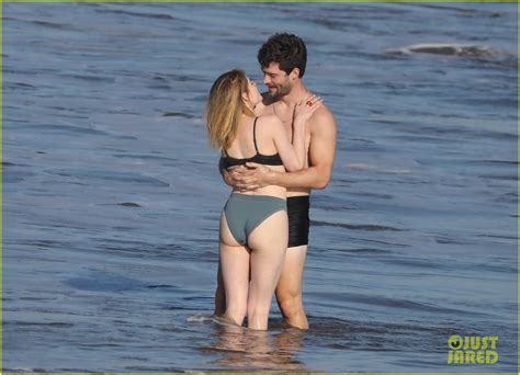 David Corenswet Shirtless Photos: New 'Superman' Actor Filmed Beach Scenes in His Underwear ...