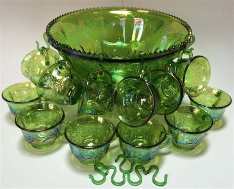 Pin By Warren Guppy On Carnival Glass In 2020 Carnival Glass Punch Bowl Set Punch Bowls