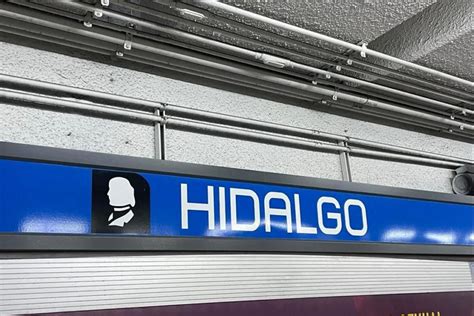 Inusual En México Una Estación De Metro Lleva El Nombre Del Alcalde