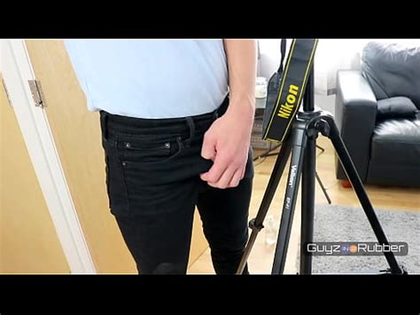 Guyzin2rubber A Practical Photographer XVIDEOS
