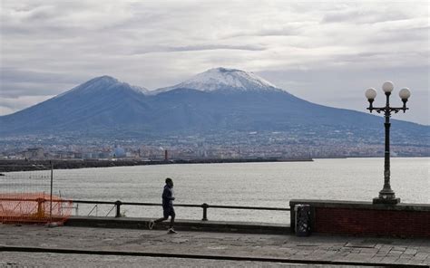 Maltempo In Sicilia Strade Allagate Nel Messinese Lipari Isolata