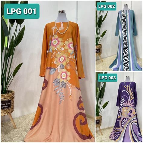 Jubah Batik Kelantan Women S Fashion Muslimah Fashion Kaftans