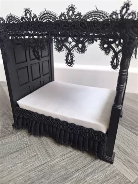 GOTHIC BLACK DOLLS House Four Poster Bed And Matress 1 12 20 00