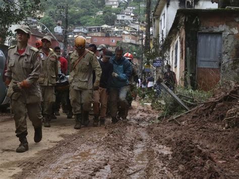 Cemitério Municipal de Petrópolis abre covas às pressas para enterros