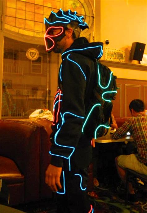 » Cool Neon Costumes