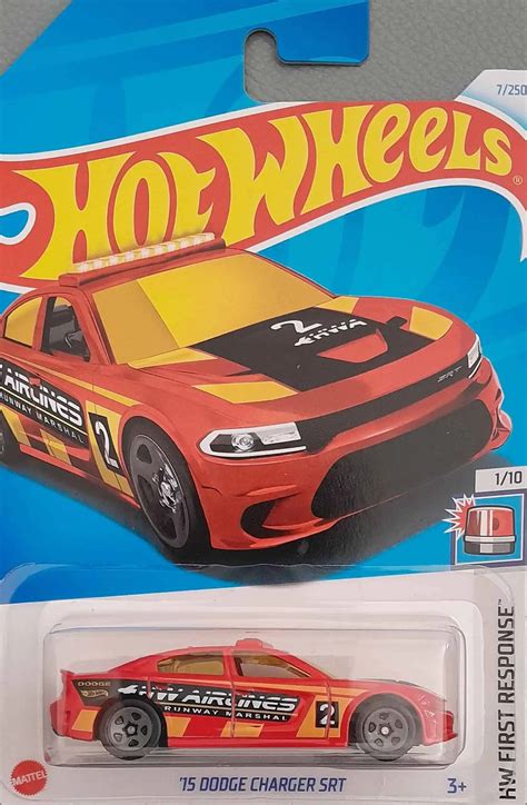 Hot Wheels First Response 15 Dodge Charger SRT Universo Hot Wheels