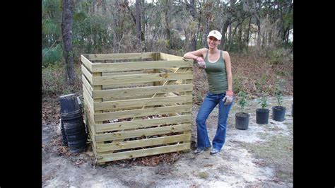 How To Build An Easy Compost Bin Youtube