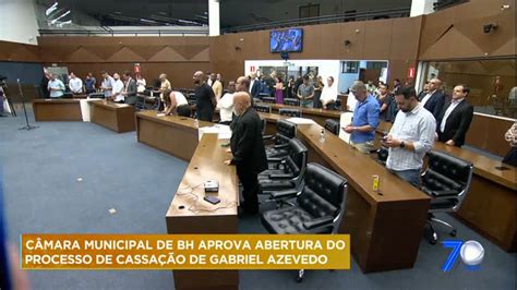 Vereadores de BH aprovam abertura do processo de cassação de Gabriel