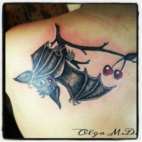 Bat Tattoo Design On Back | Tattoo Designs, Tattoo Pictures