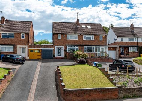 48 Common Road Wombourne Wolverhampton 3 Bed Semi Detached House For