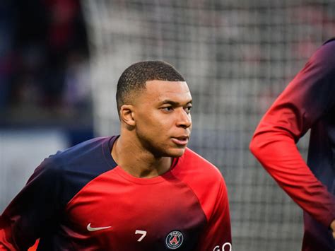 Kylian Mbappe şi a anunţat plecarea de la PSG Am nevoie de o nouă