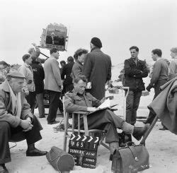 Dunkirk - Behind the scenes image 08 | Confusions and Connections