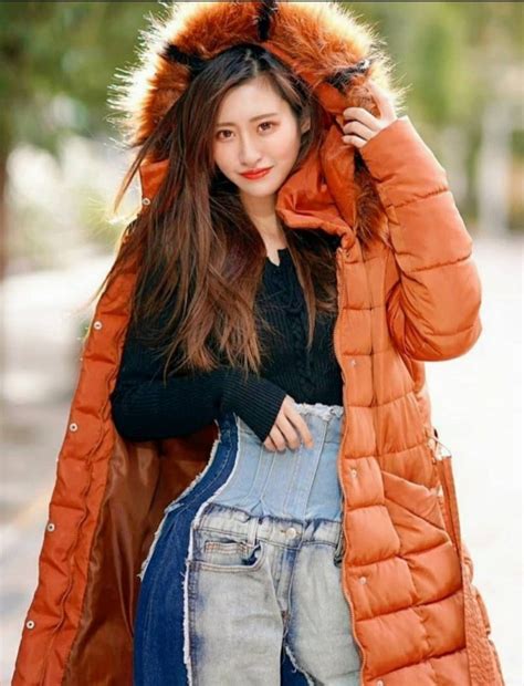 Winter Jackets Women Puffer Jackets Down Jacket Asian Girl Hood Fur Fashion Womens Asia