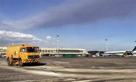 Etna S Eruption Forces Closure Of Catania Airport SicilyLab