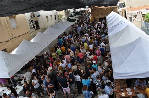 Catas De Vino Gratuitas Quesos Tapas Y Embutidos En La Feria Del Vino