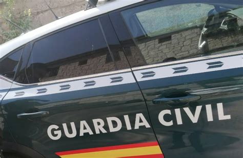 Atraco En Las Rozas Tres Individuos Se Hacen Pasar Por Guardia Civil Y