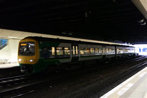 323 213 01 West Midlands Railway Class 323 Electric Multip Flickr