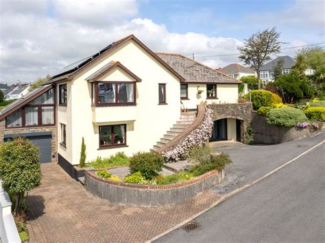 5 Bed Detached House For Sale In Ridgeway Meadow Saundersfoot