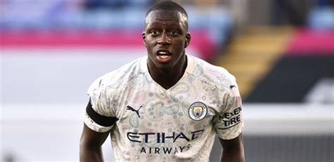 Benjamin Mendy Rejugé Pour Viol Et Tentative De Viol