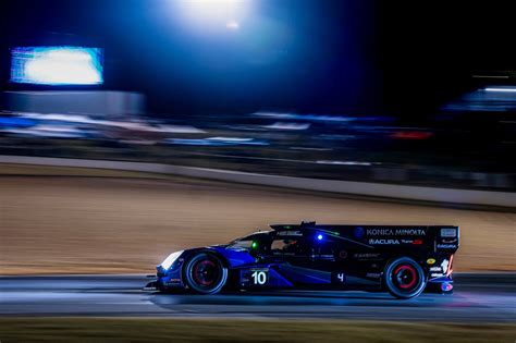 Petit Le Mans Albuquerque Acura Le Plus Vite De Nuit En Libres