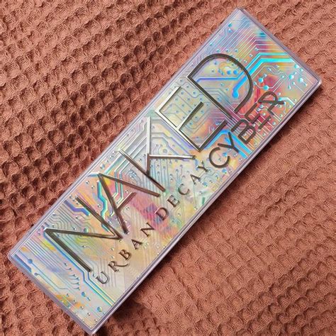 Urban Decay Naked Cyber Eyeshadow Palette Nuvole Di Bellezza