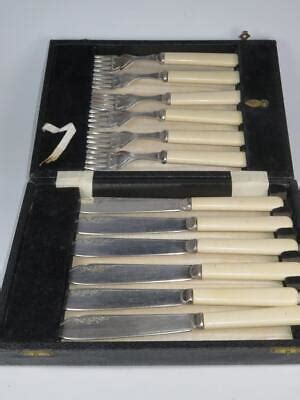 VINTAGE Silver Plated EPNS Fish Knives And Forks In Case Ivory Colour